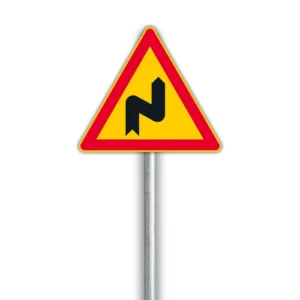 A2.1 Mutkia – varoitusmerkki