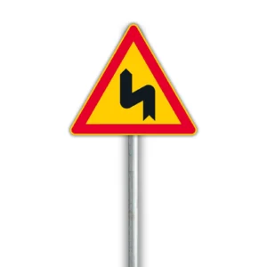 A2.2 Mutkia – varoitusmerkki