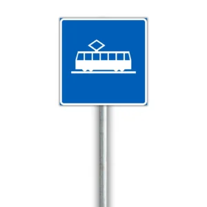 E11.1 Raitiovaunukaista liikennemerkki